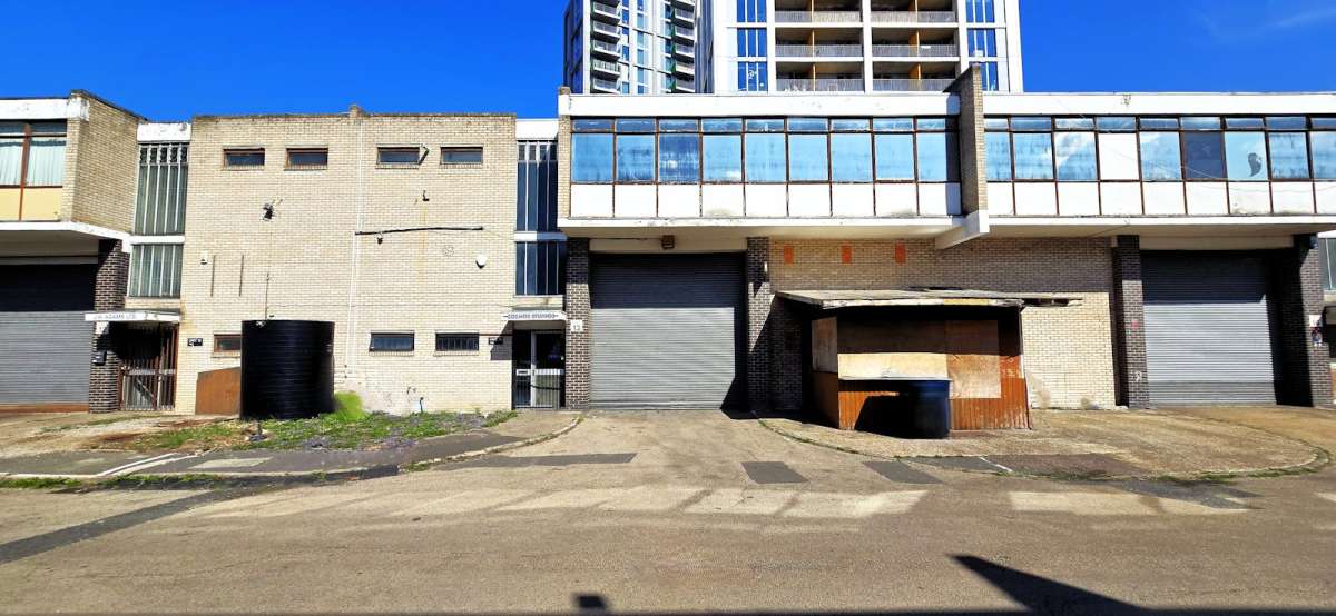 Industrial Unit in London