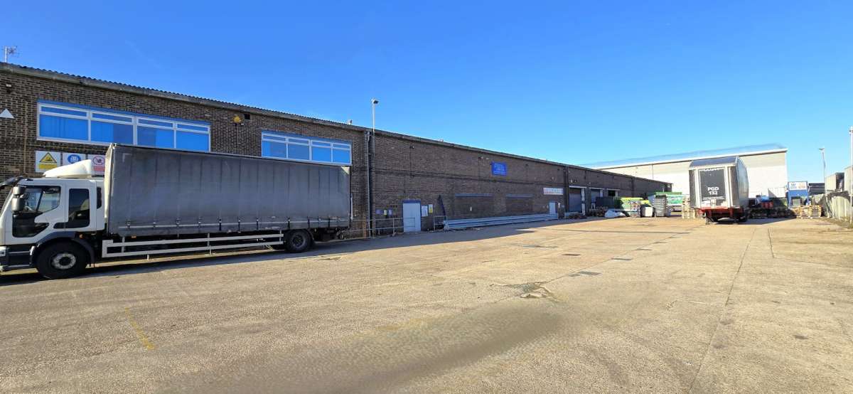 Industrial Unit in Lancing - photo 4