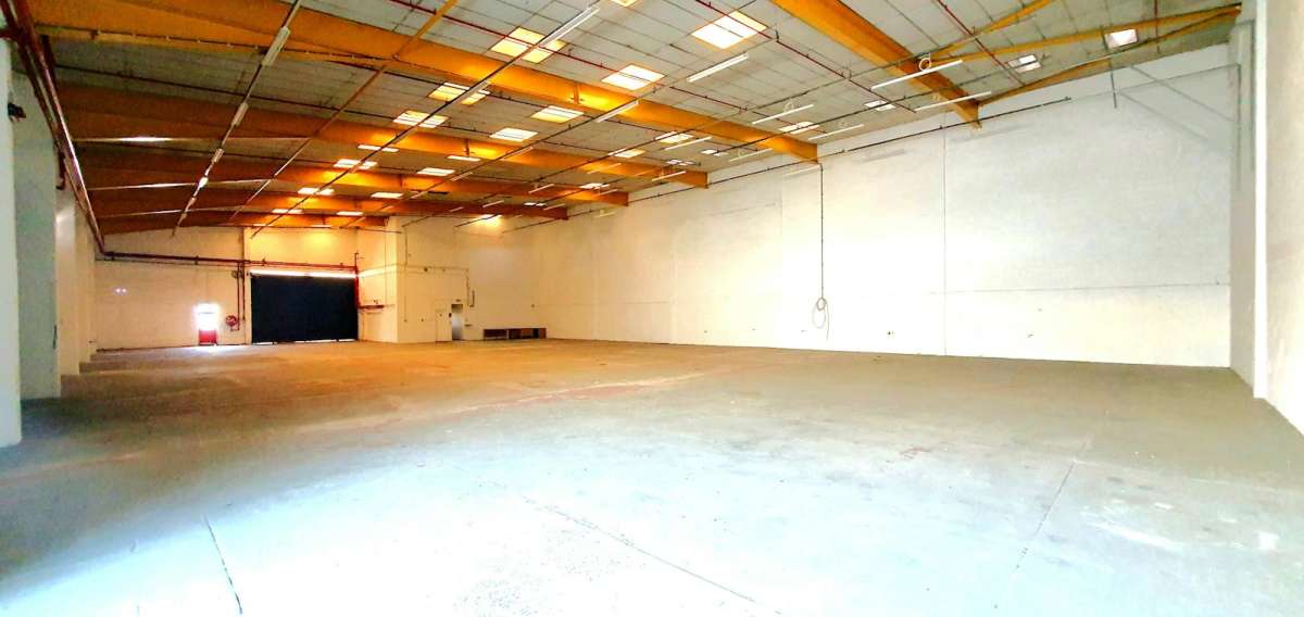 Industrial Unit in London - photo 4
