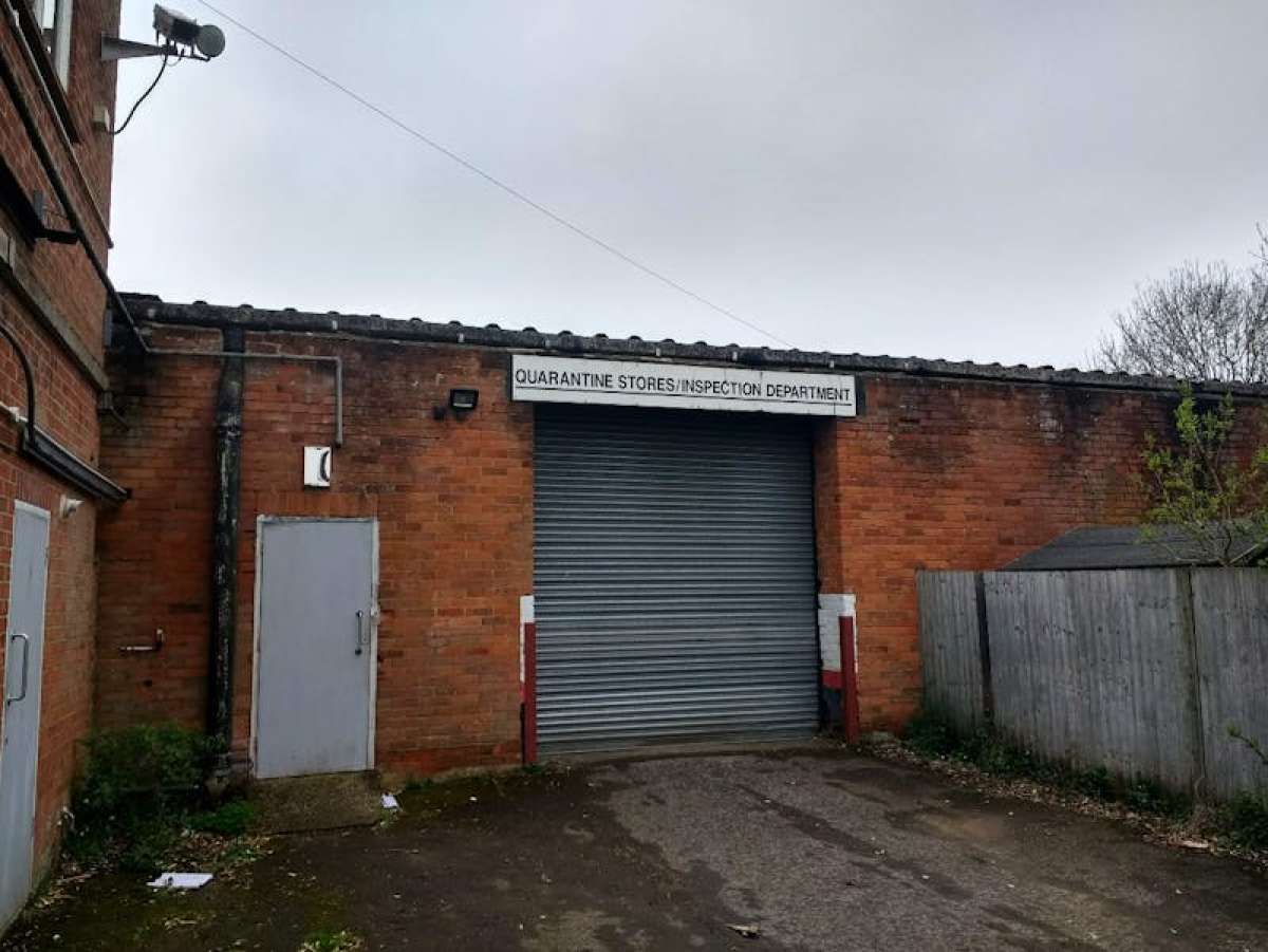Industrial Unit in Ascot - photo 4