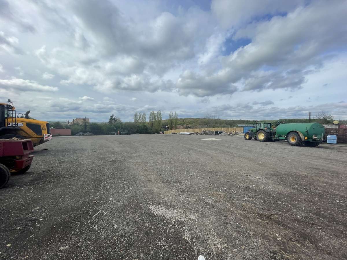 Industrial Unit in Uxbridge - photo 4