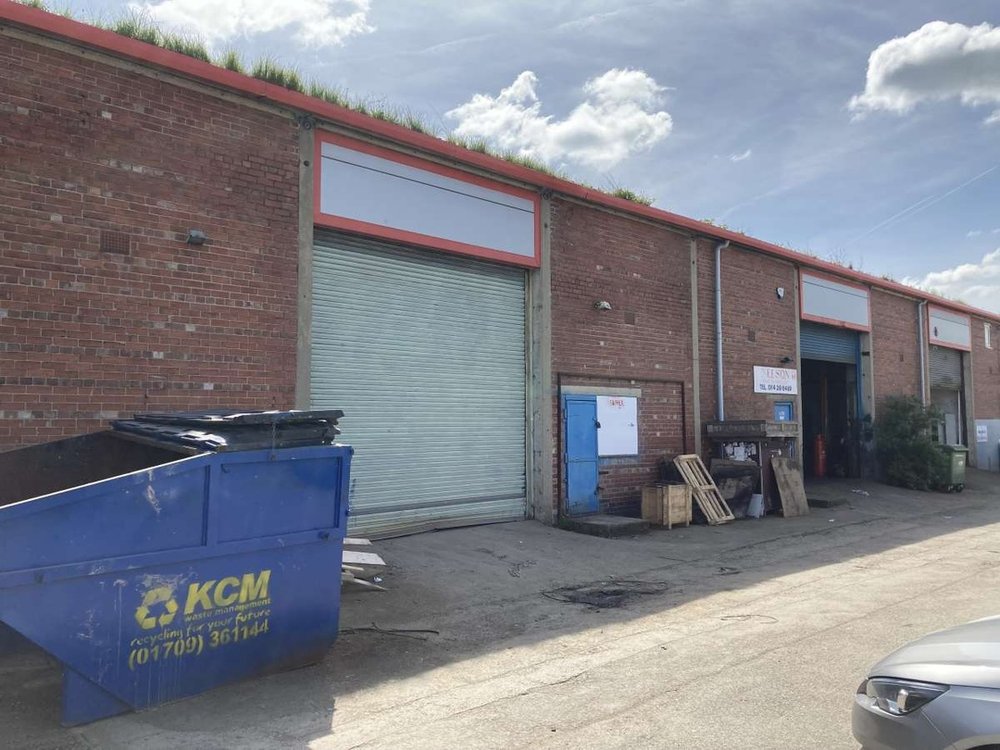 Industrial Unit in Sheffield - photo 3