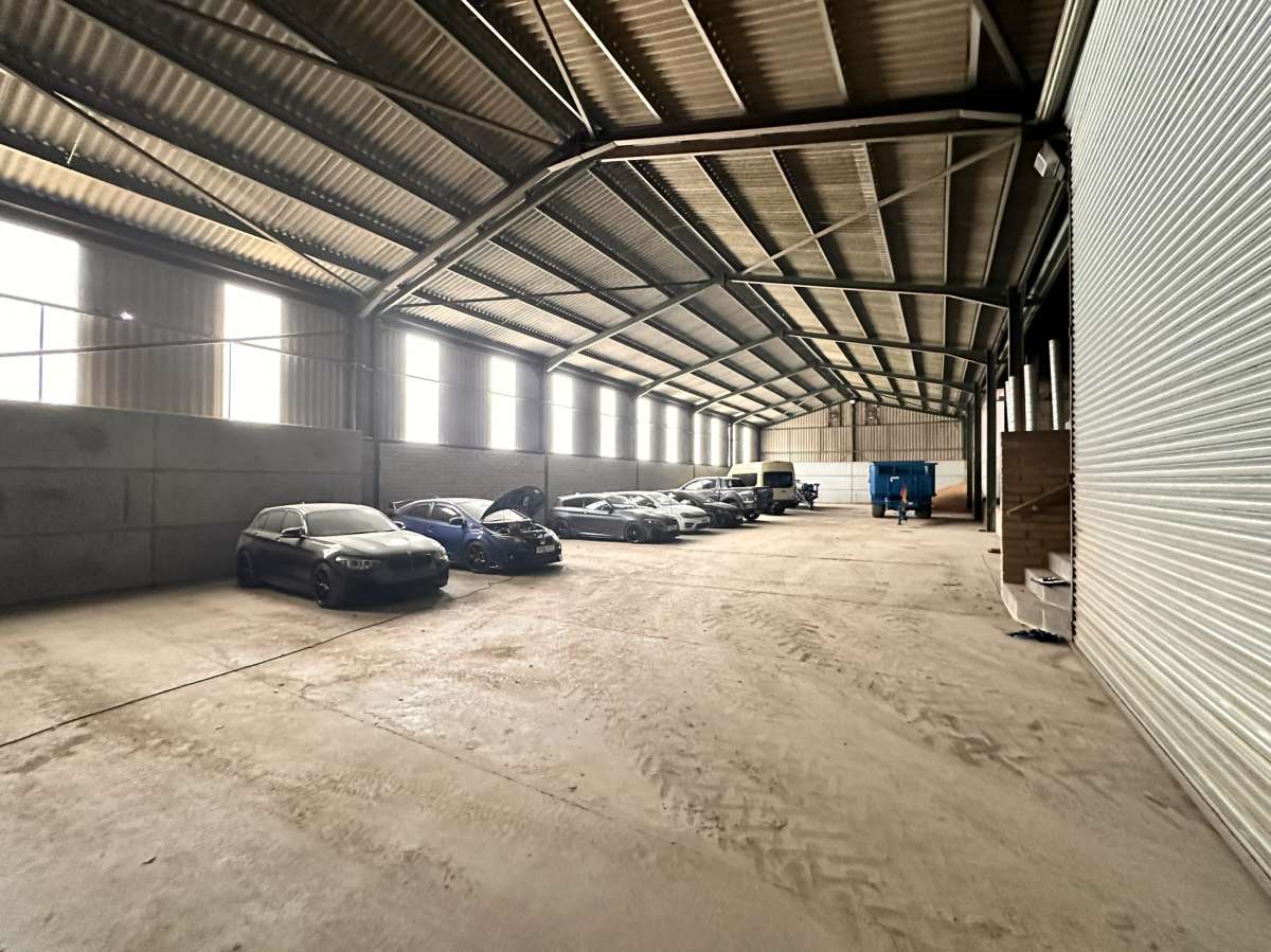 Industrial Unit in Norwich - photo 2