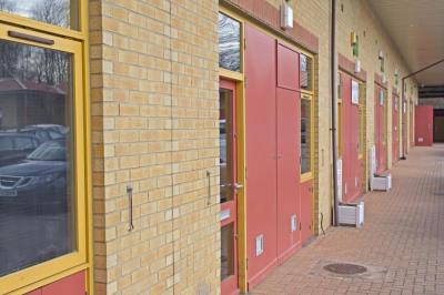 Industrial Unit in Basingstoke - photo 3