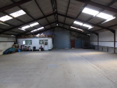 Industrial Unit in Evesham - photo 3