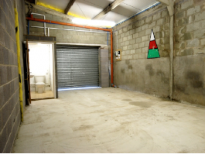 Industrial Unit in Llangefni - photo 4