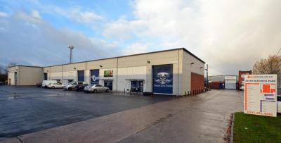 Industrial Unit in Manchester - photo 2