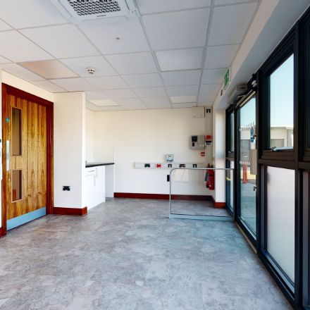 Industrial Unit in Redruth - photo 2