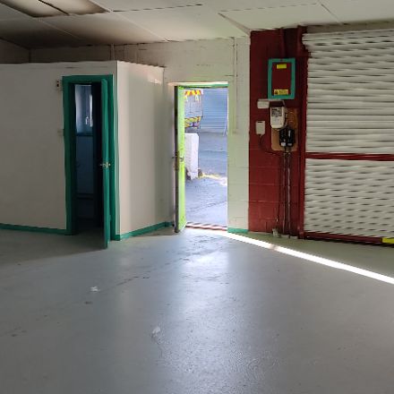Industrial Unit in Saltash - photo 3