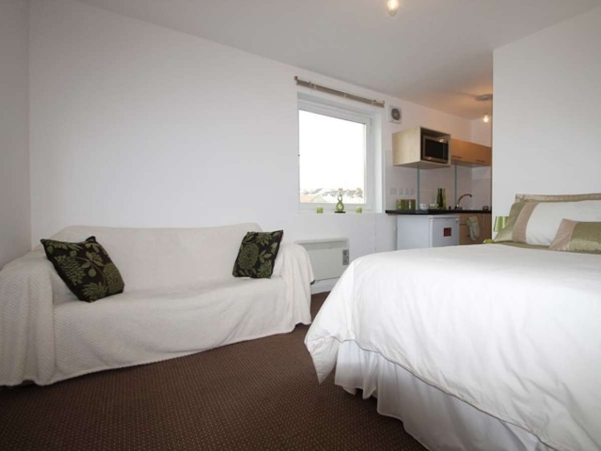 Investment in Plymouth - photo 2