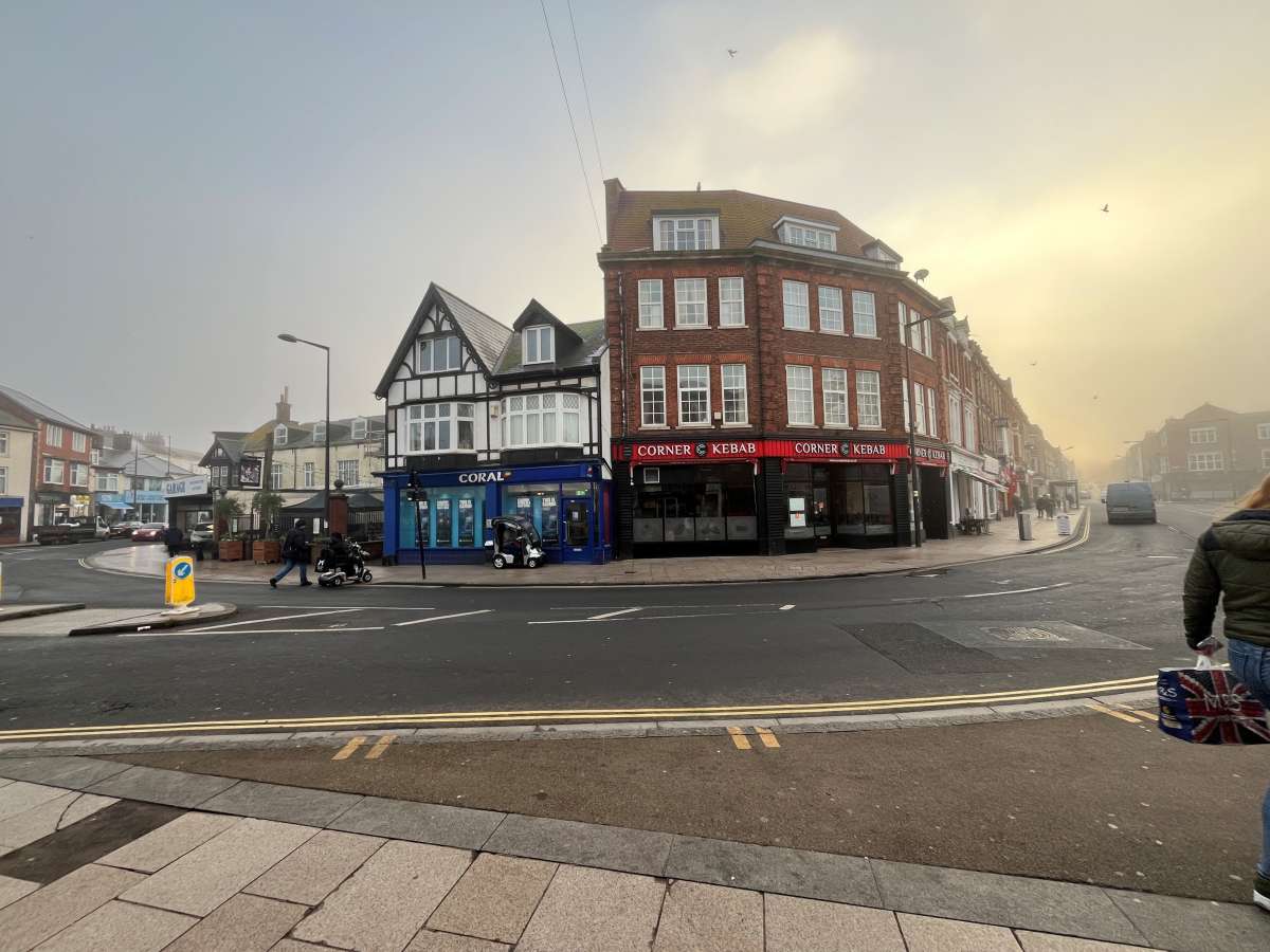 Investment in Exmouth - photo 2