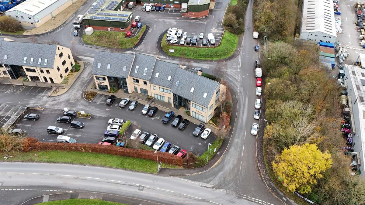 Investment in Barnstaple - photo 4