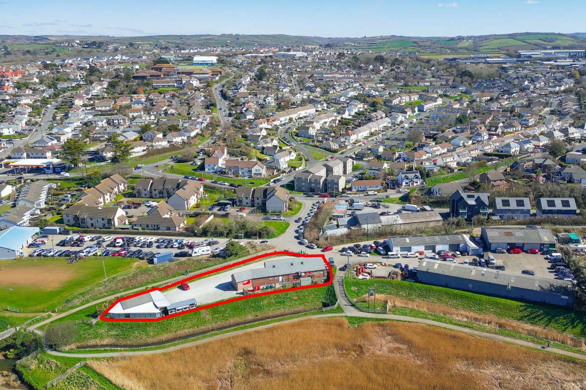 Investment in Bude - photo 3