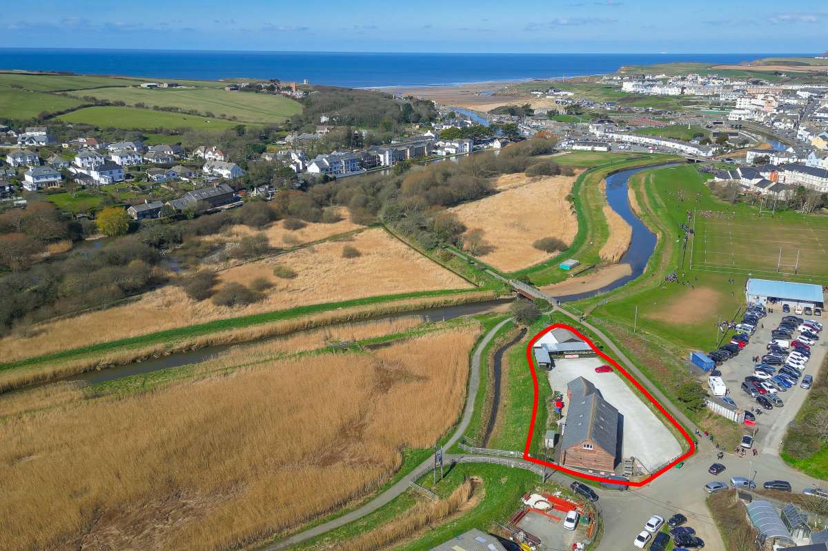 Investment in Bude - photo 4