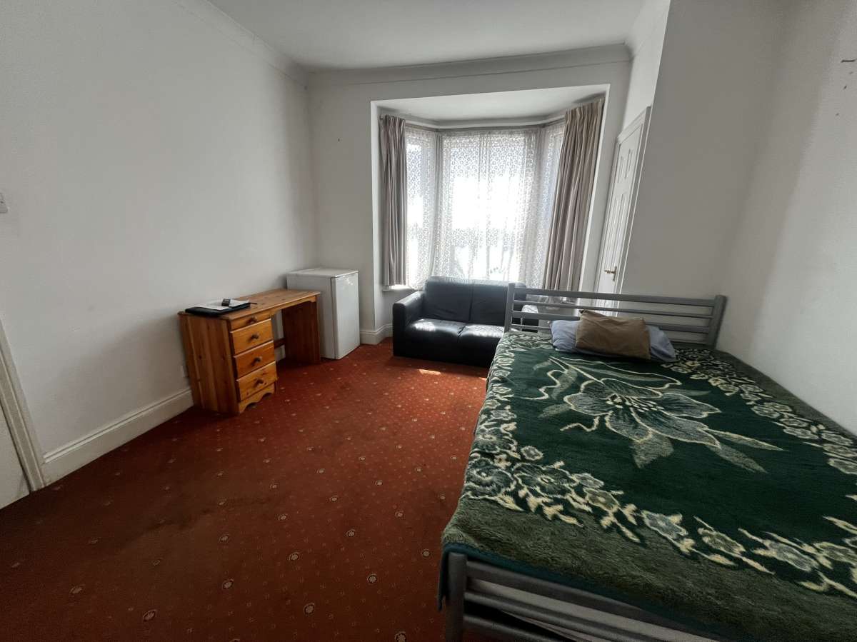 Investment in Reading - photo 4