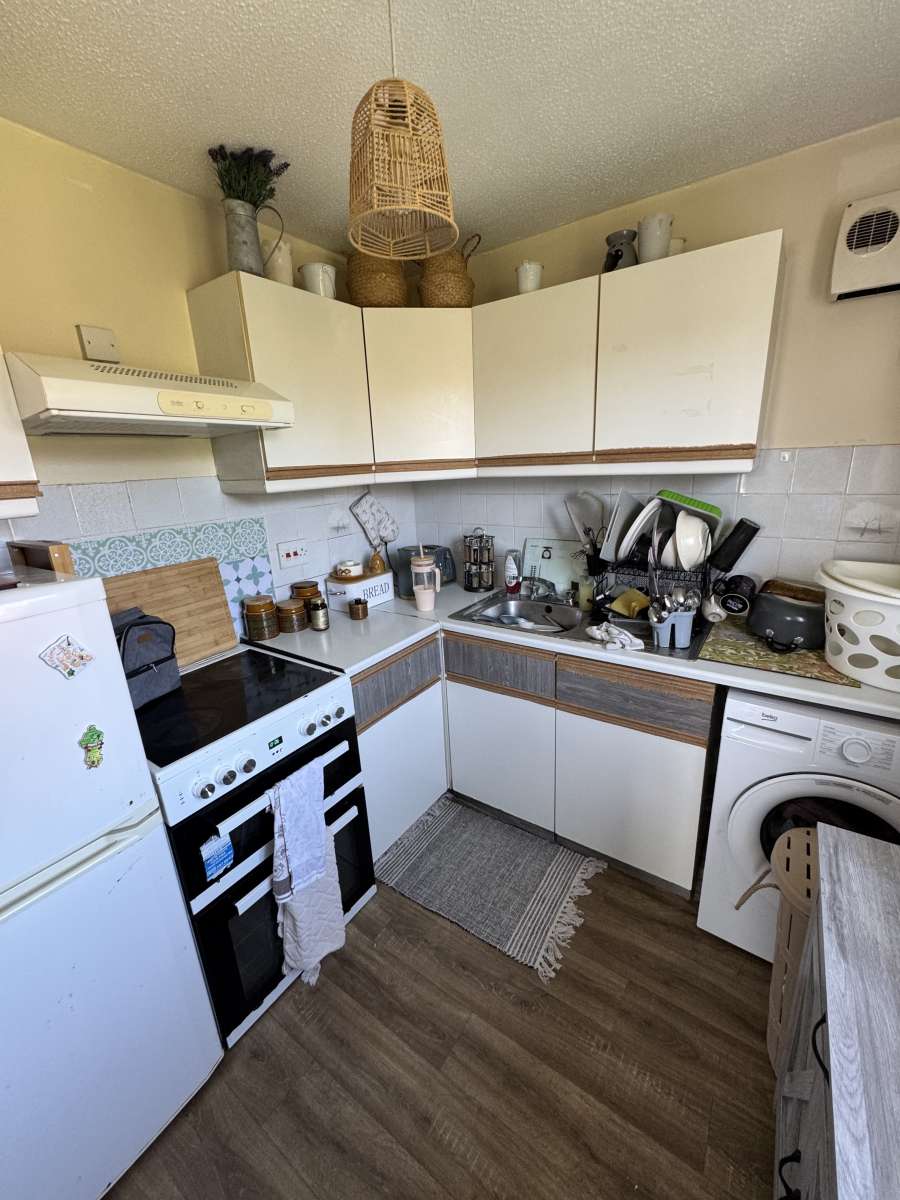 Investment in Slough - photo 4