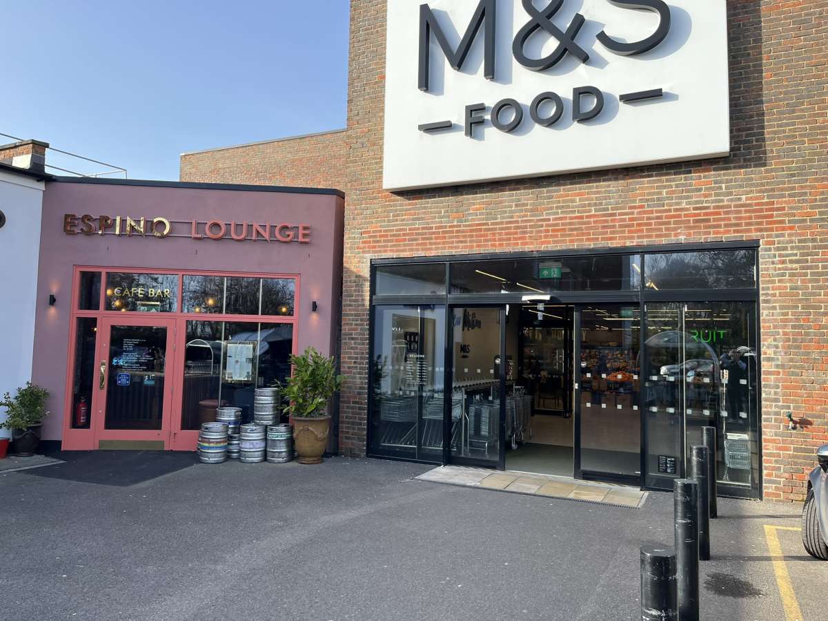 Retail/Shop in New Milton - photo 2