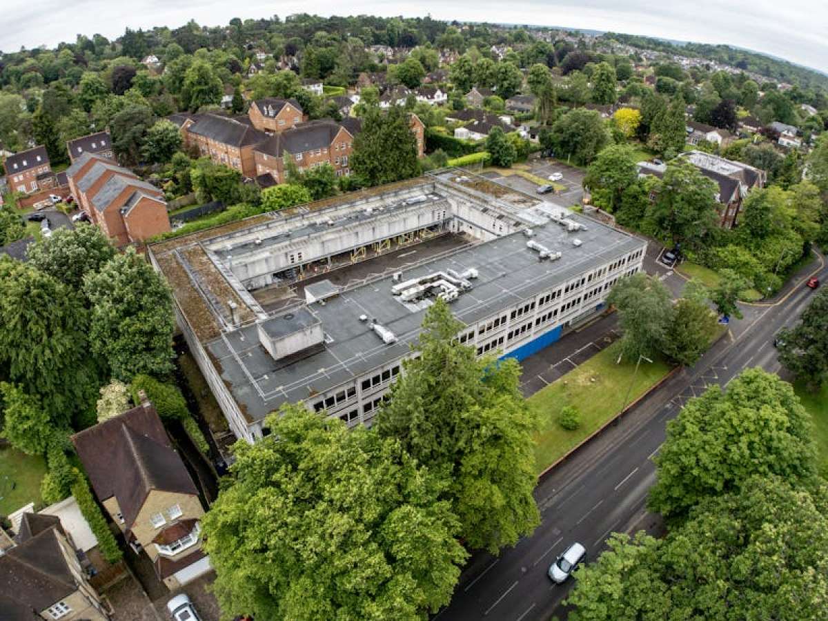 Land in Reigate, Surrey - photo 3