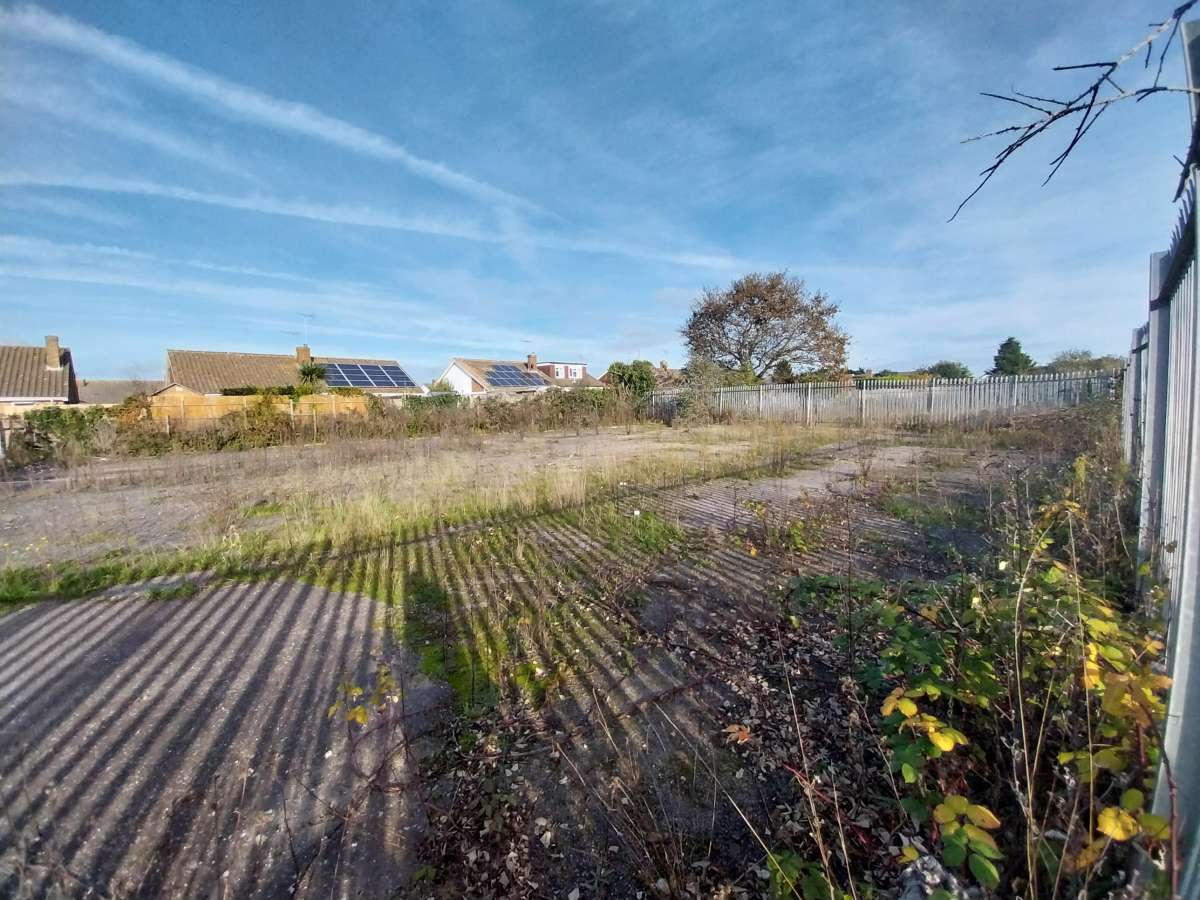 Land in Littlehampton - photo 4