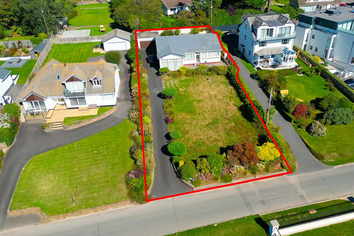 Investment in St Austell - photo 3