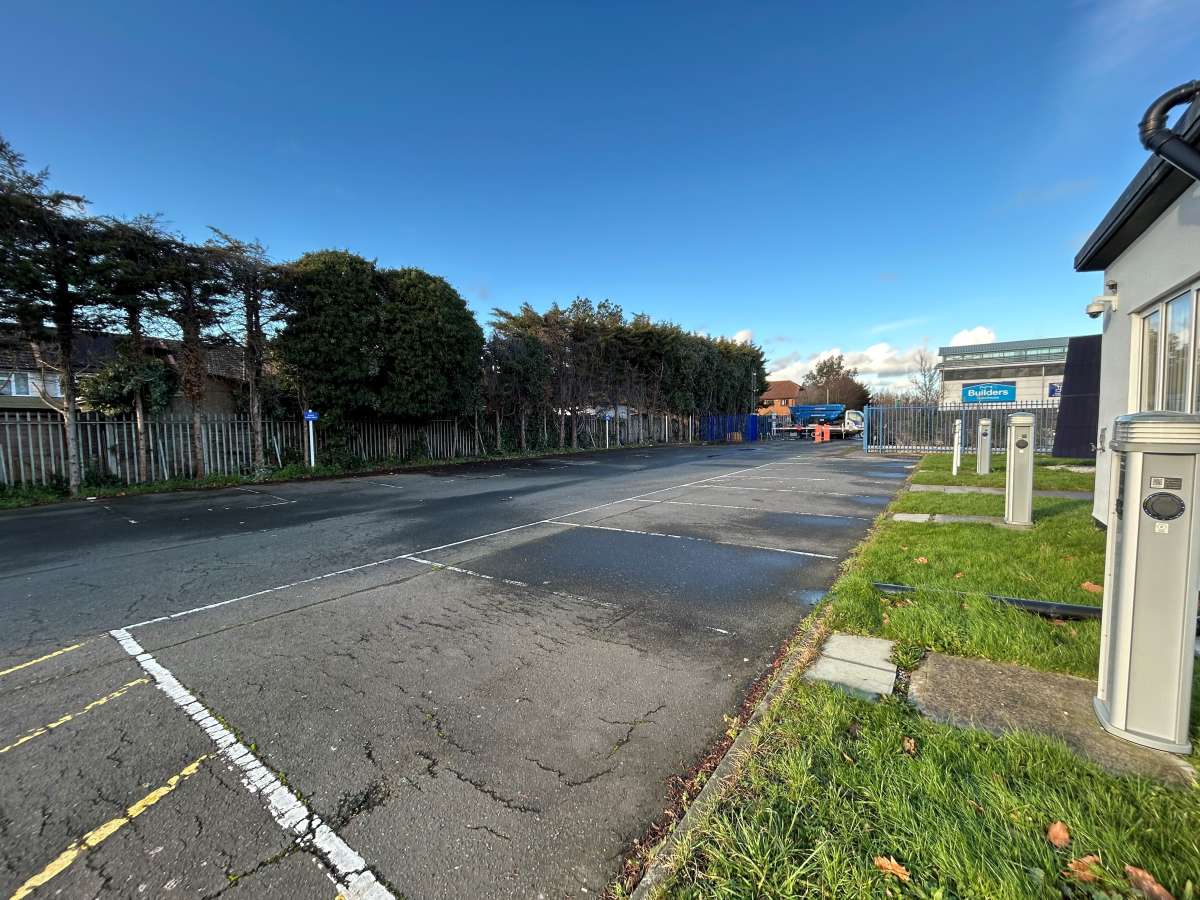 Land in Dagenham - photo 4