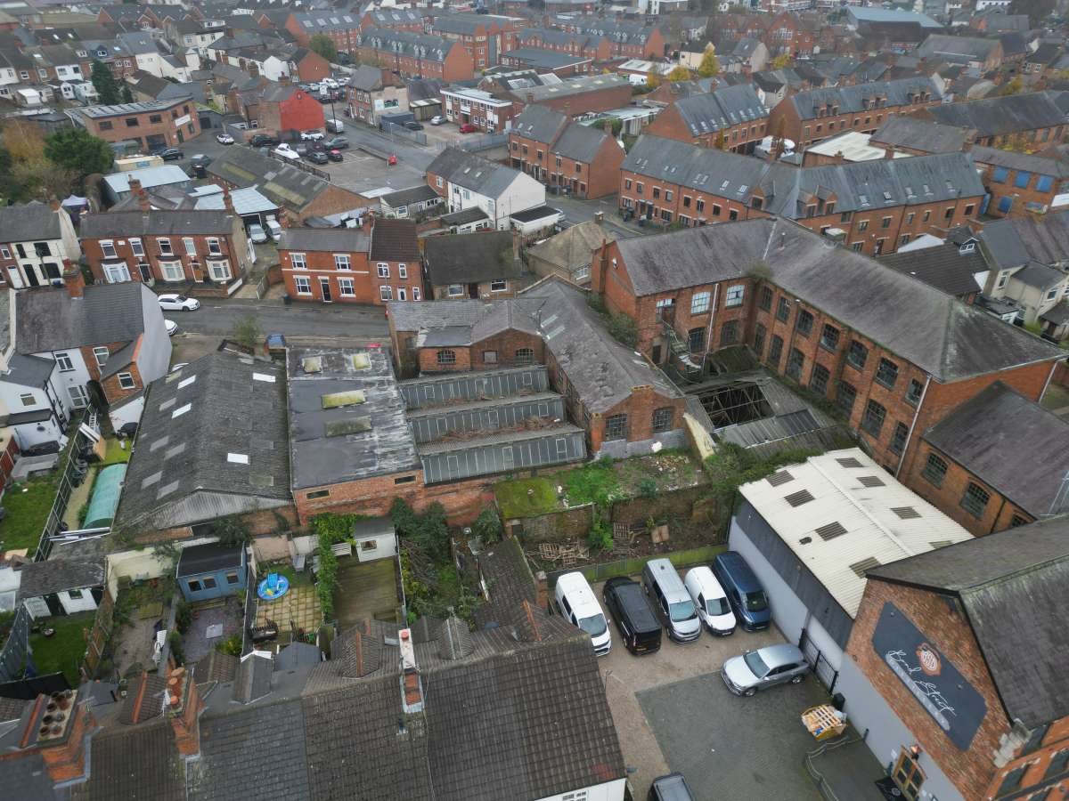 Land in Hinckley - photo 2