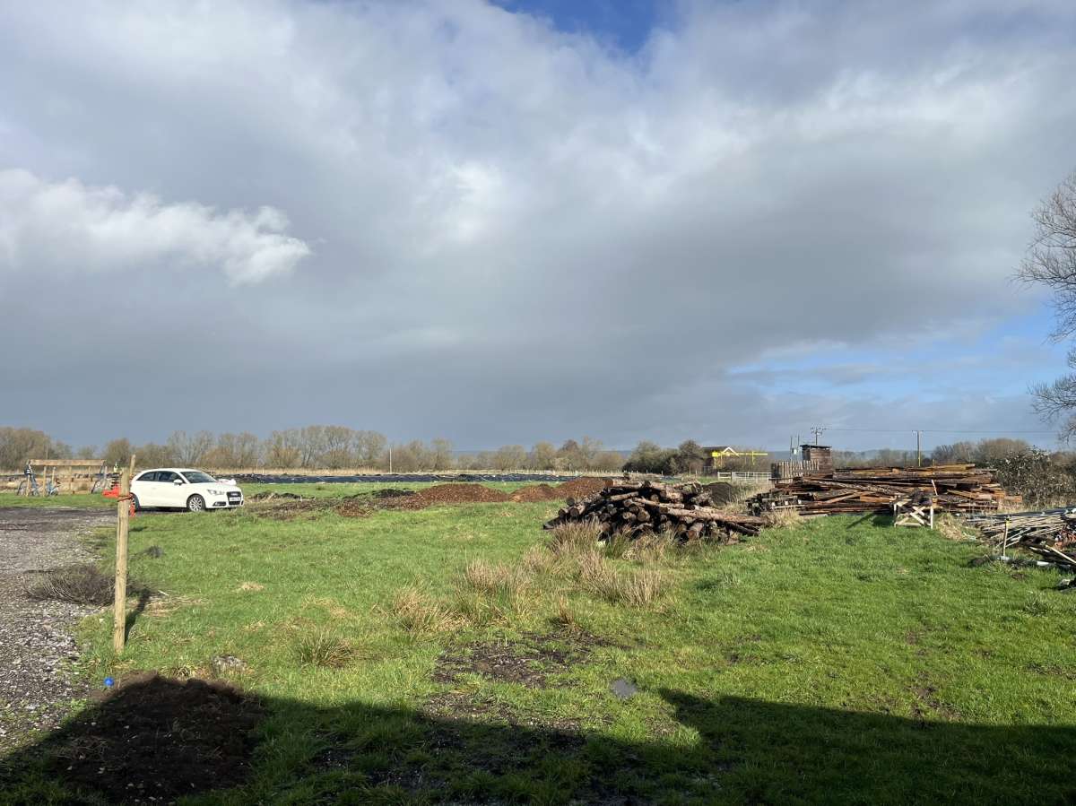 Land in Glastonbury - photo 4