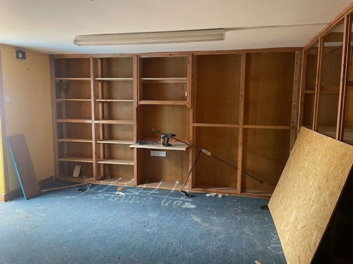 Office in Swadlincote - photo 2