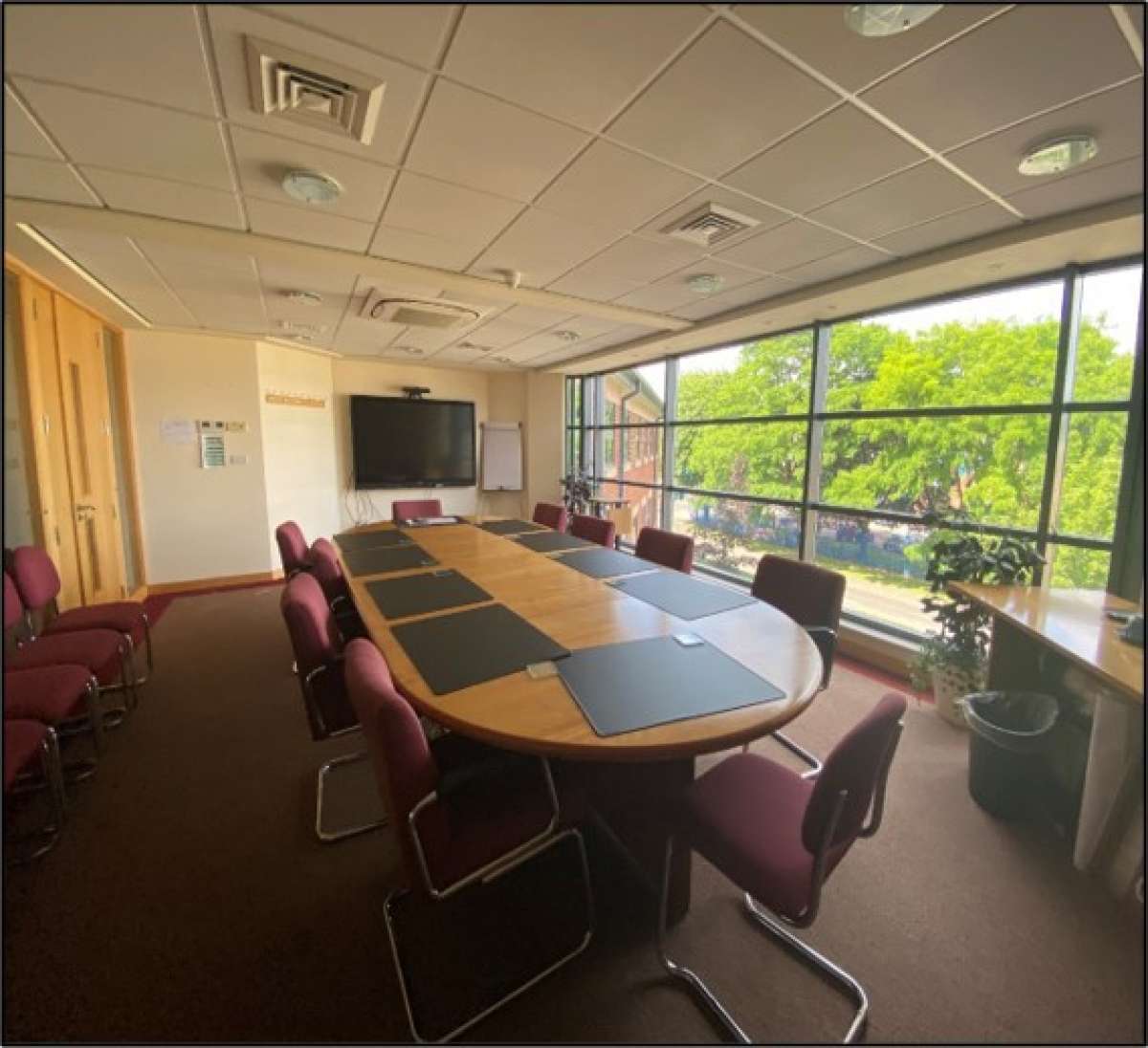 Office in Derby - photo 3