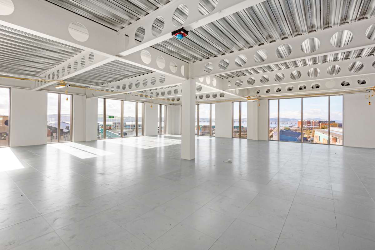 Office in Dundee - photo 2