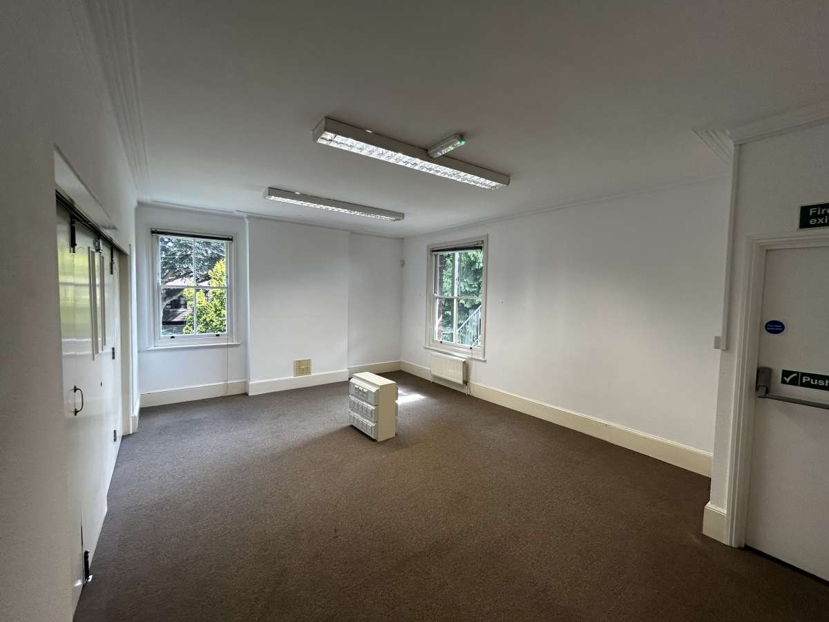 Office in Ashford - photo 4