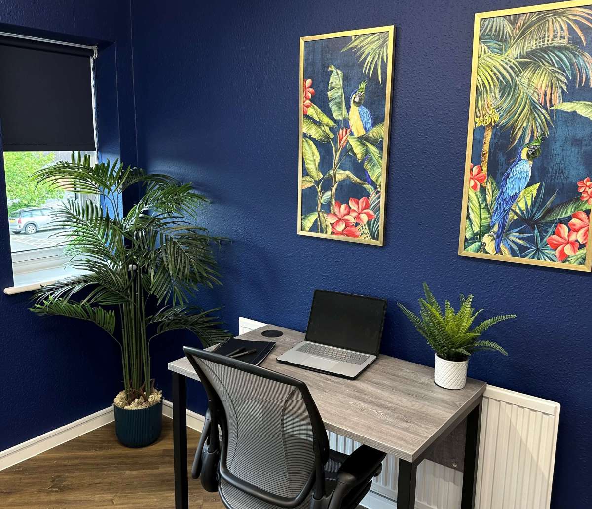 Office in Maldon - photo 3