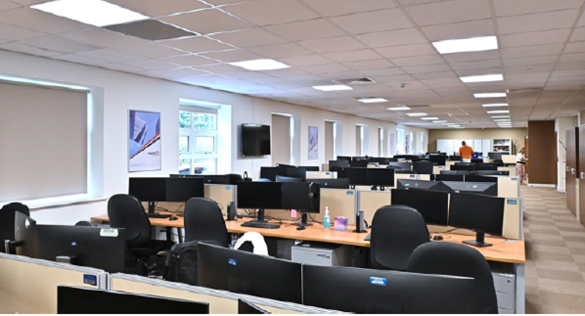 Office in Wolverhampton - photo 3