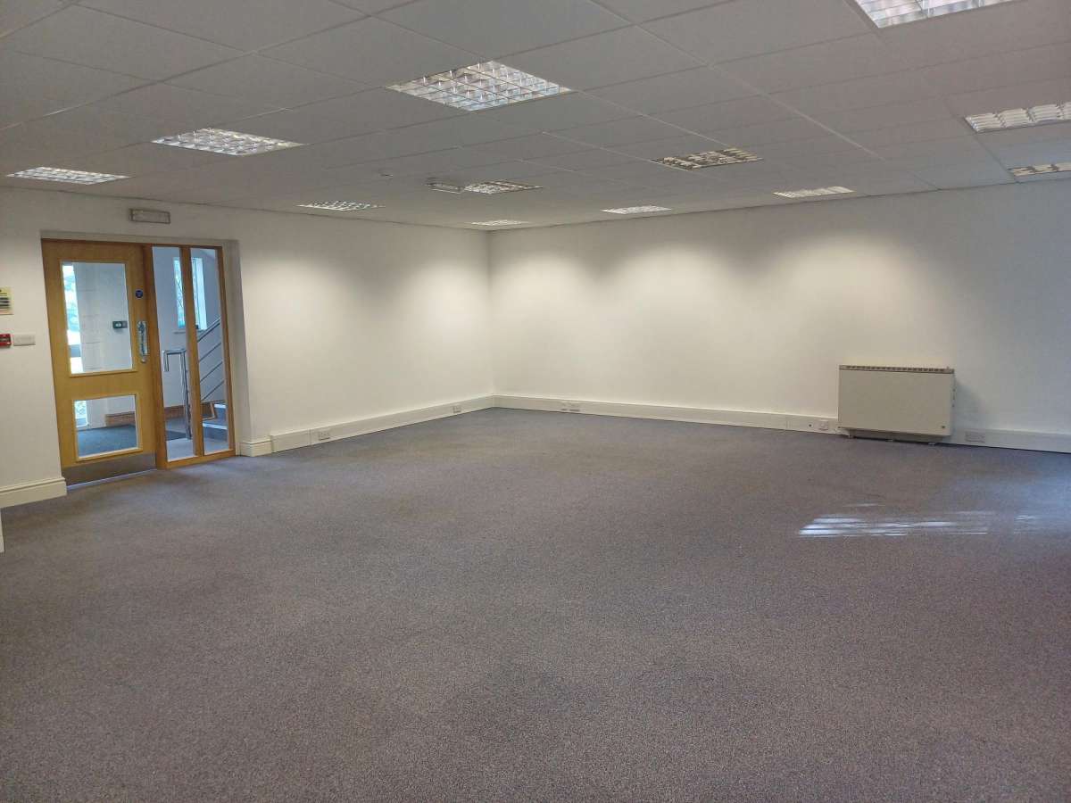 Office in Daventry - photo 4