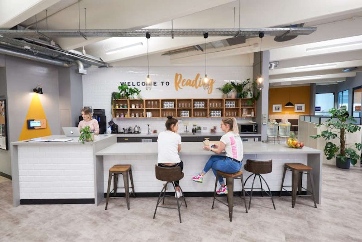 Office in Reading - photo 4