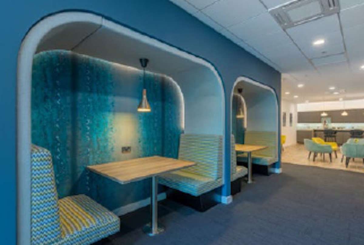 Office in Camberley - photo 2