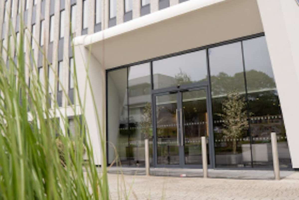 Office in Basingstoke - photo 4