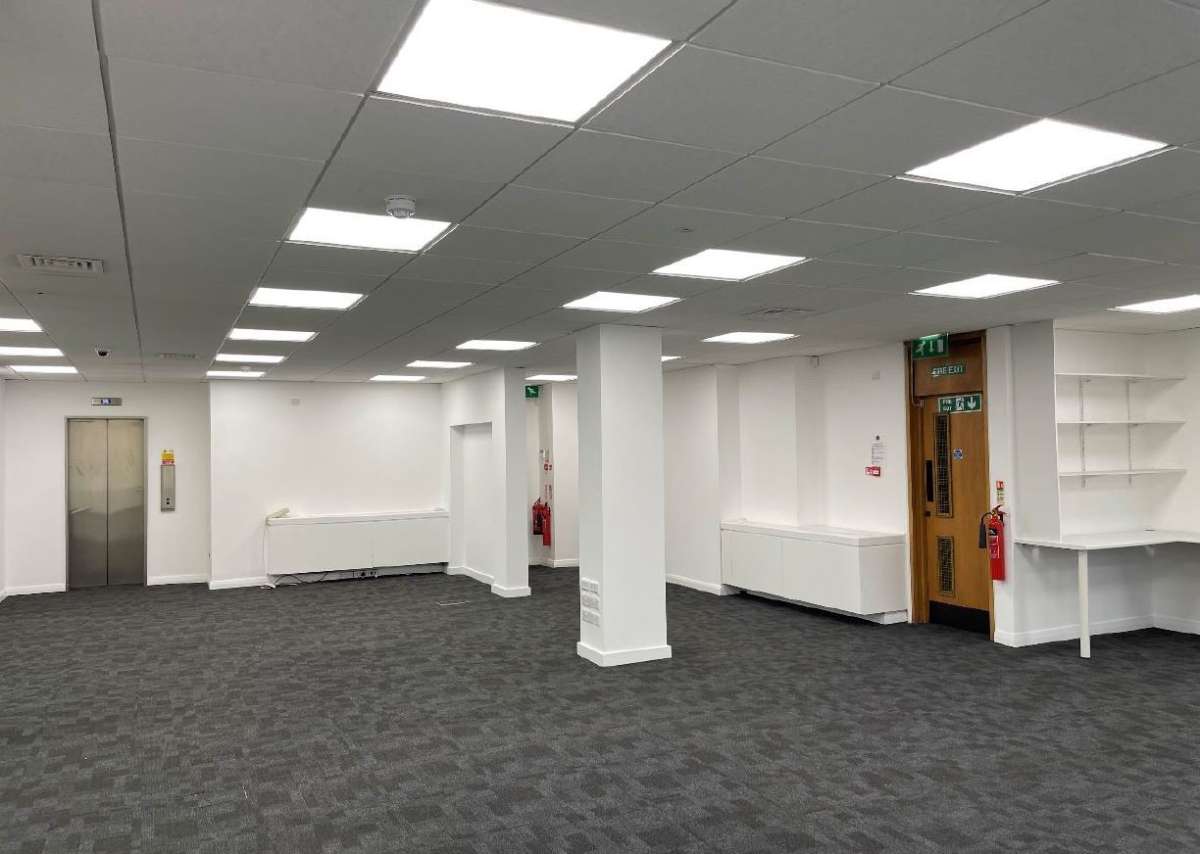 Office in London - photo 2