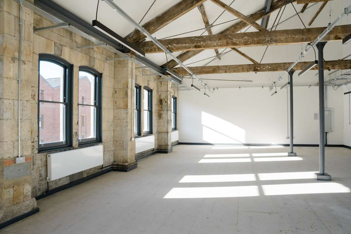 Office in Bath - photo 3