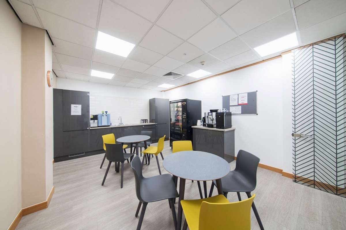 Office in Windsor - photo 4