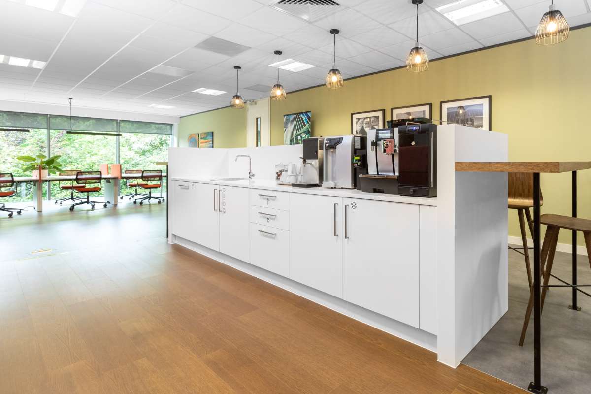 Office in Maidenhead - photo 2