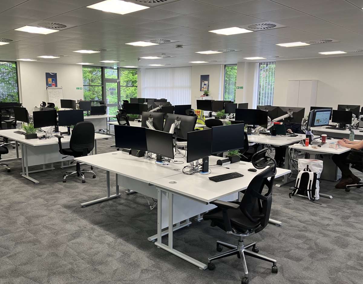 Office in Maidenhead - photo 2