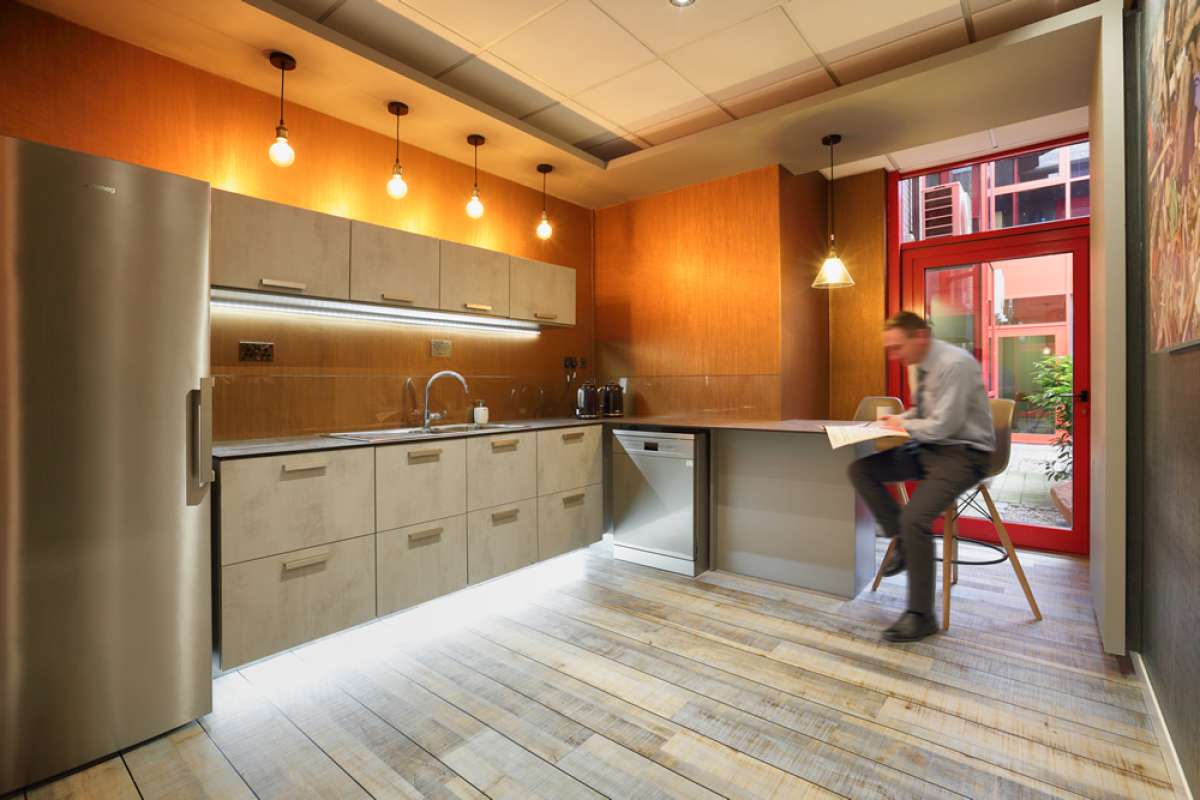 Office in Bristol - photo 4