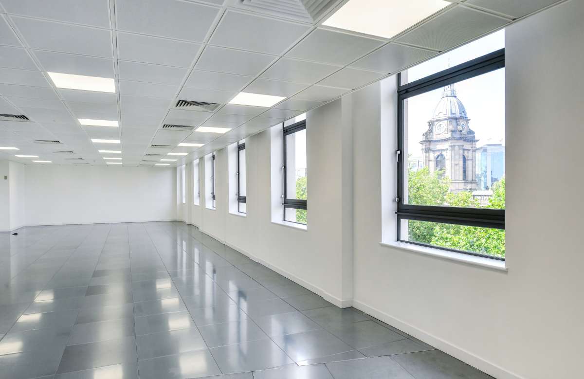 Office in Birmingham - photo 2