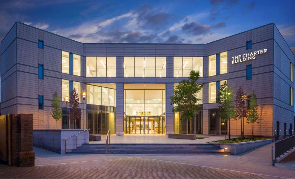 Office in Uxbridge - photo 3