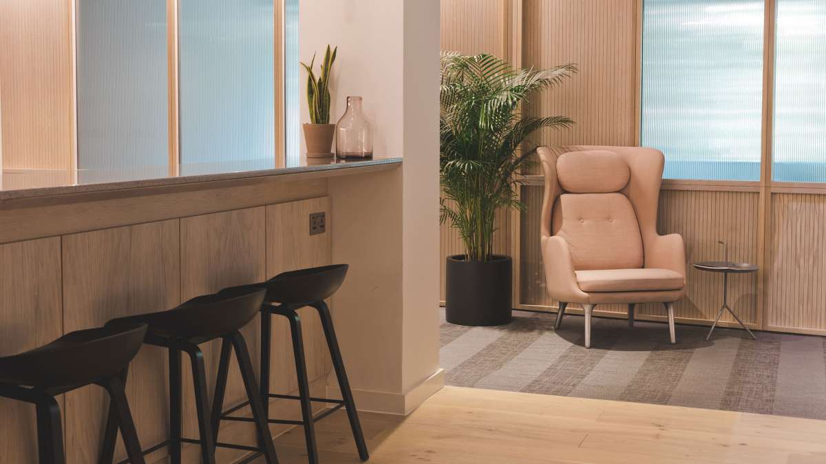 Office in London - photo 4