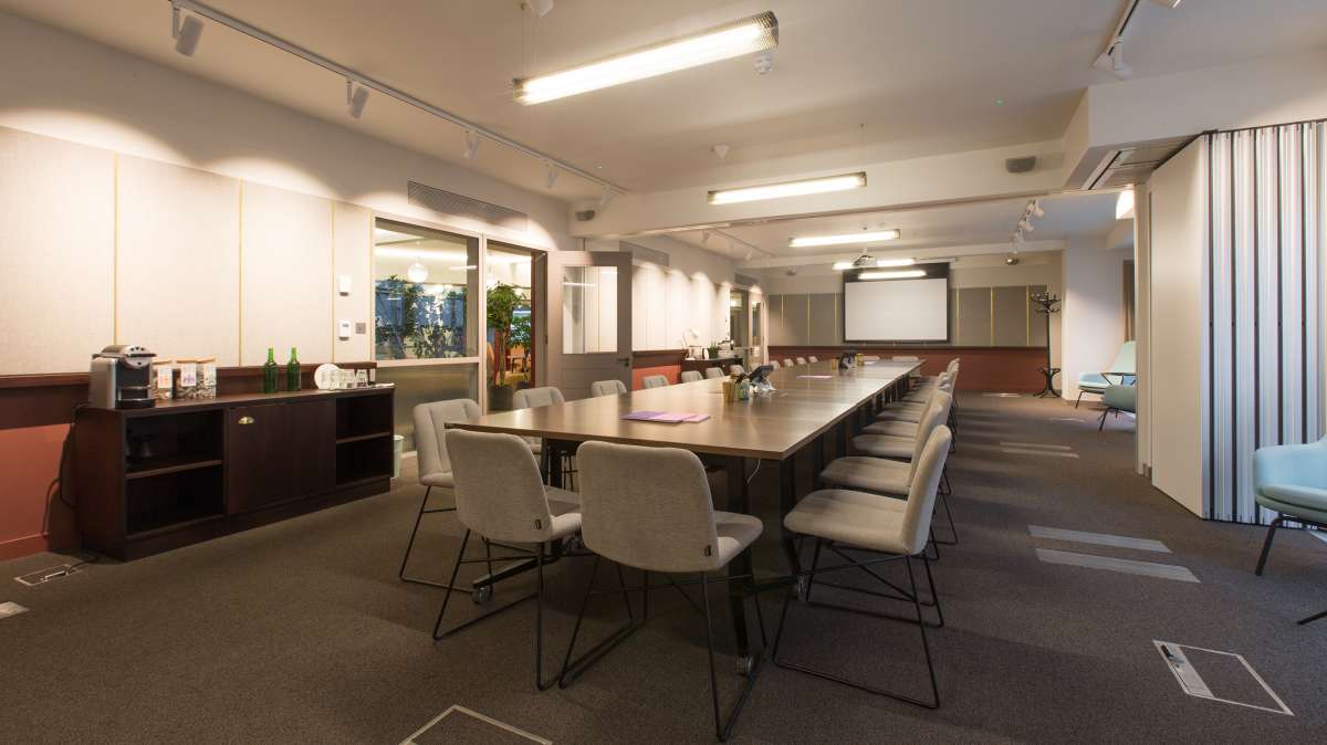 Office in London - photo 2