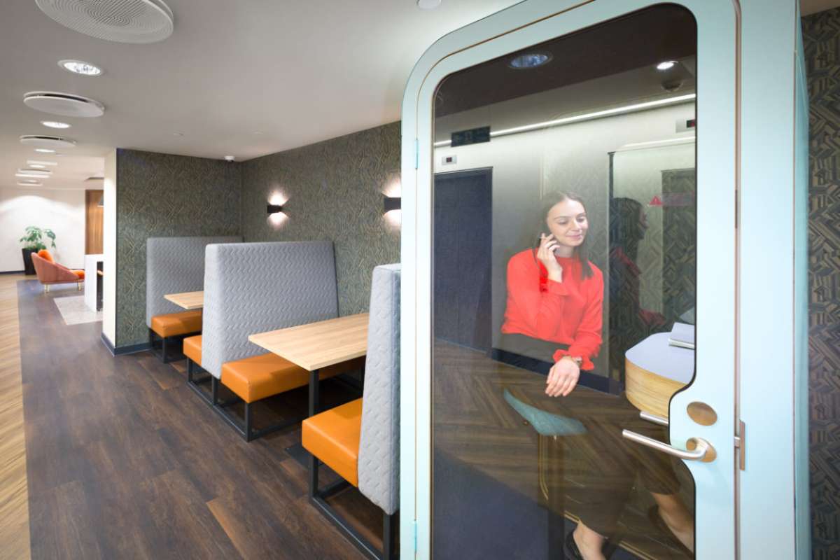 Office in London - photo 2