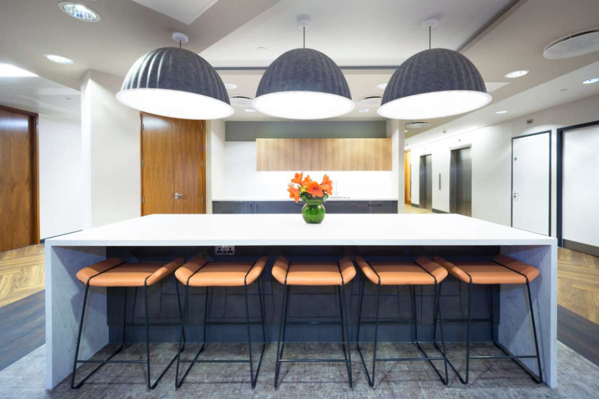 Office in London - photo 3