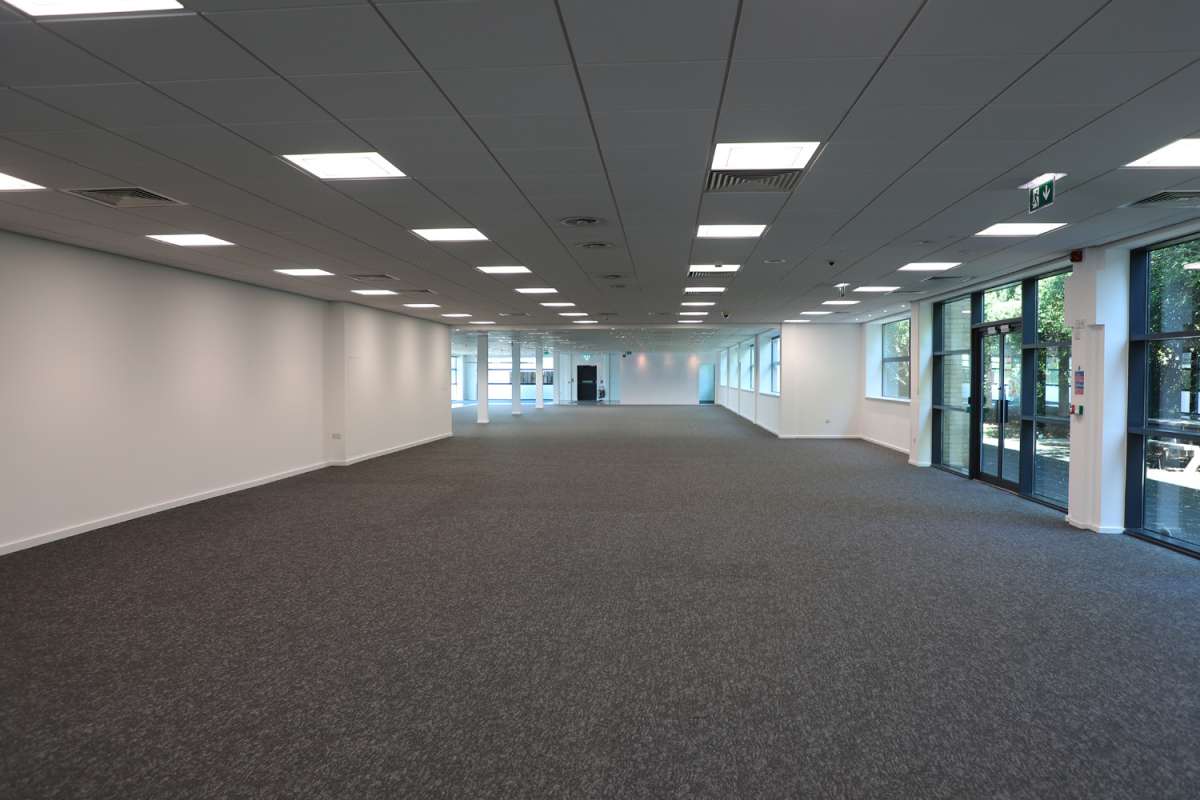 Office in Wakefield - photo 4